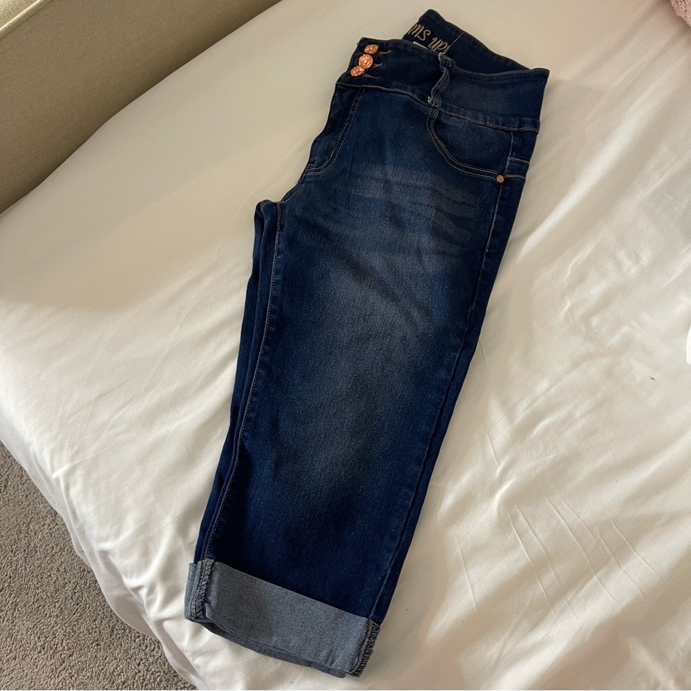 Capri Jeans